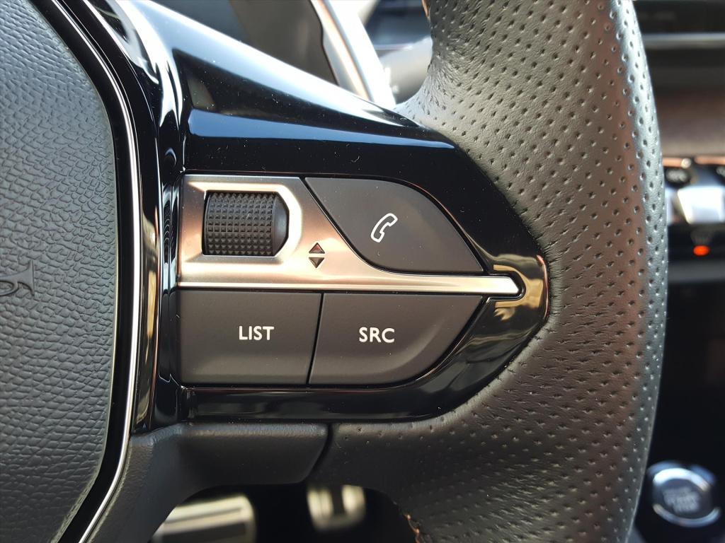 Peugeot 5008 gt 1.2-130pk automaat(t8/7p)trekhaak | apple carplay&android a