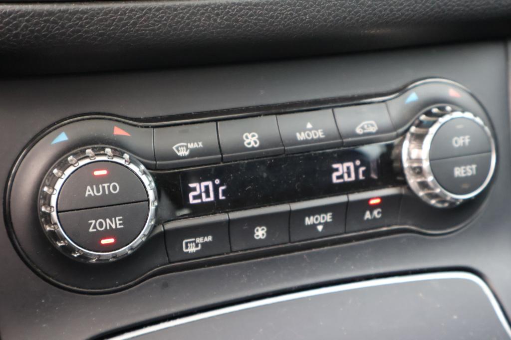 Mercedes-Benz B-Klasse 200 d amg line prestige l panoramadak l distronic l 