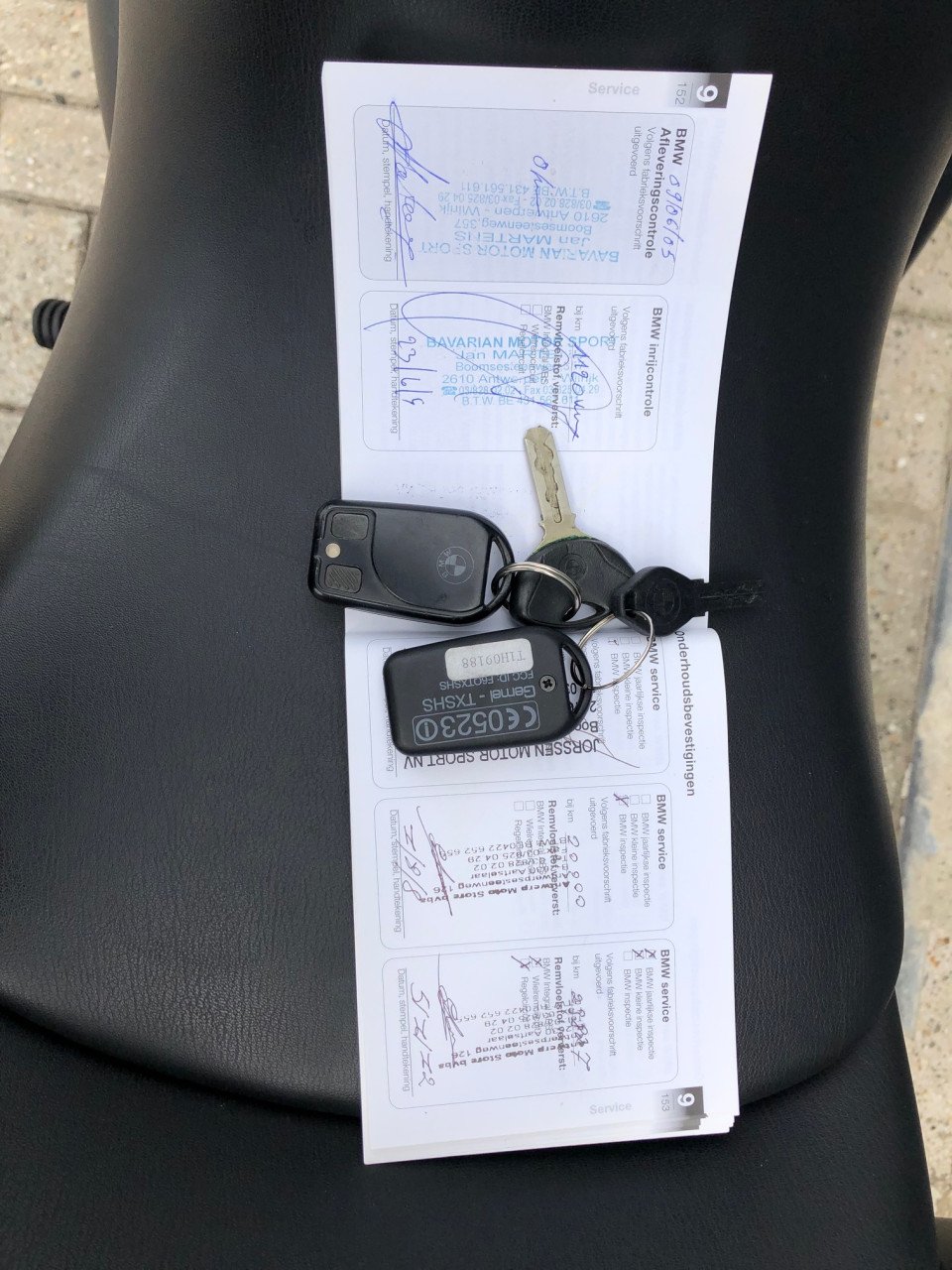 BMW R1200RT van 1e eigenaar met slechts 42 dkm, nieuwstaat €4850,-