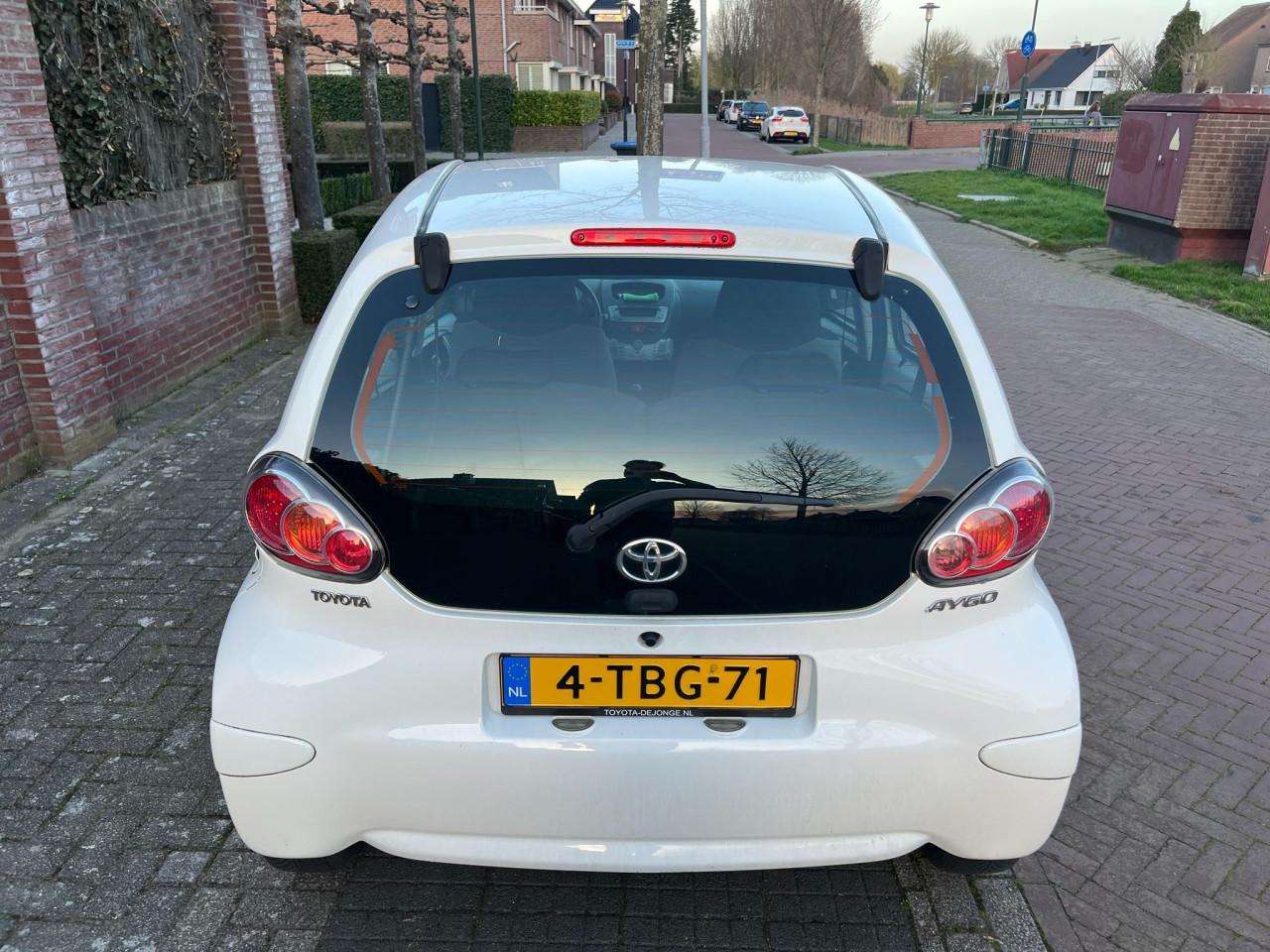 Toyota Aygo wit