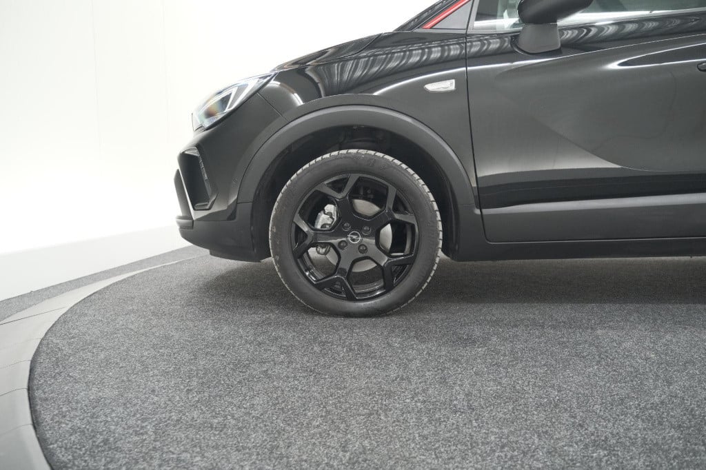 Opel Crossland X 1.2 turbo 130 pk level 4 | navigatie | dodehoek detectie |
