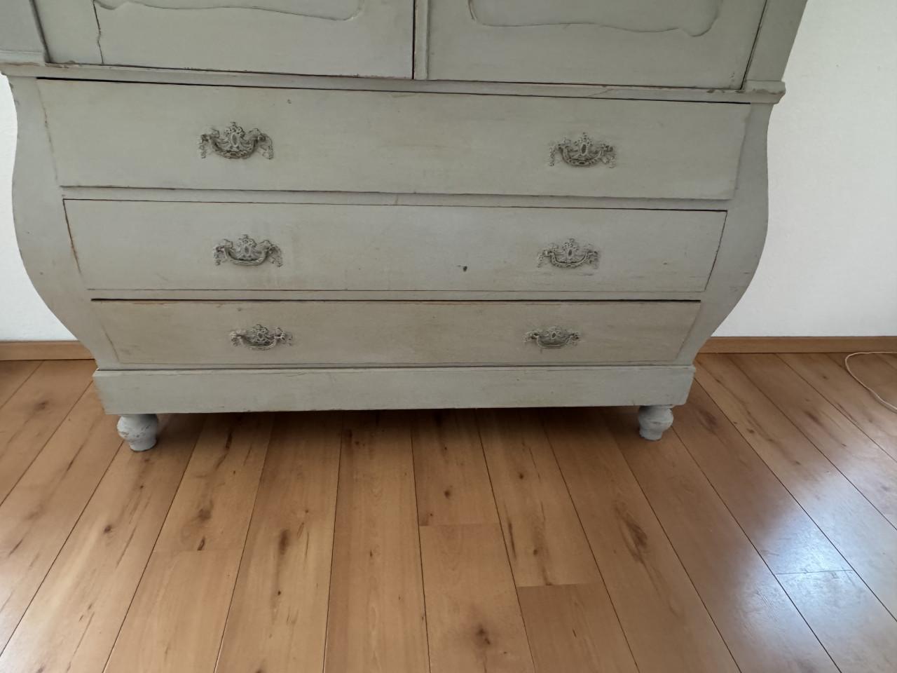 Prachtig geverfd kabinet te koop!