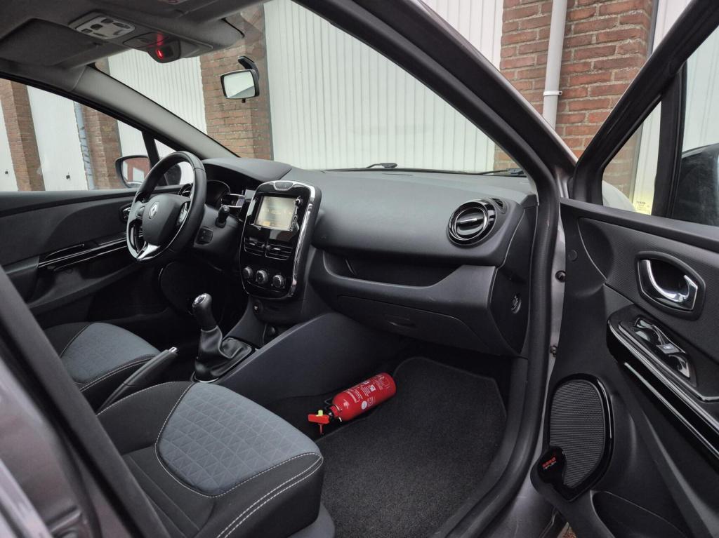 Renault Clio 0.9 tce dynamique / keyless / parkeersensoren