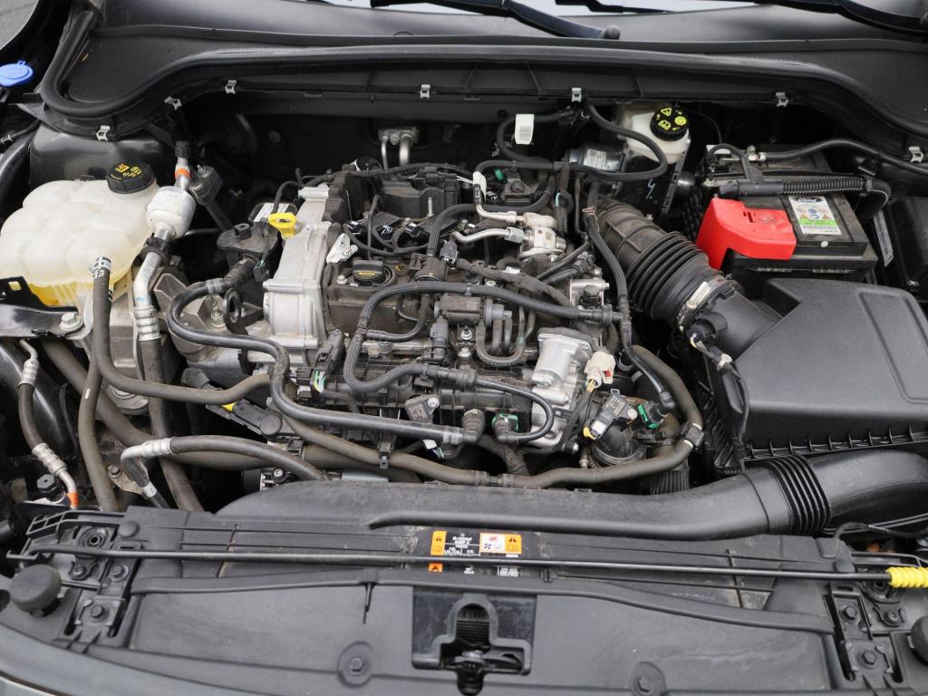 Ford Focus wagon 1.0 ecoboost hybrid titanium | climate control | cruise co