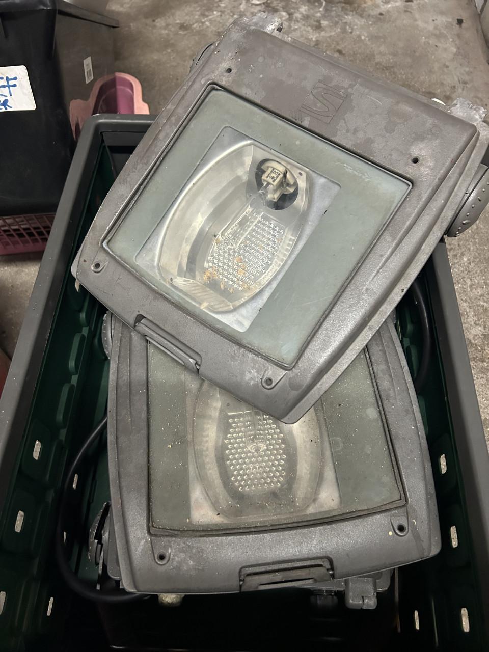 Gevel lampen / Schijnwerpers