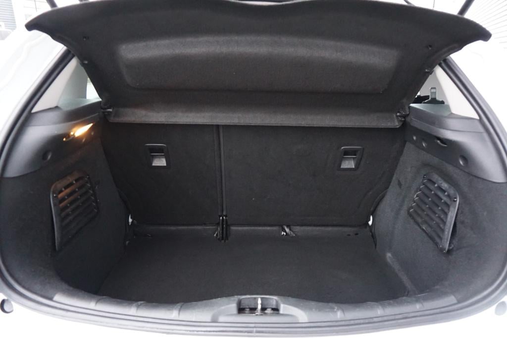 Citroen C3 1.0 puretech collection climate / navi / cruise / dab / stoelver