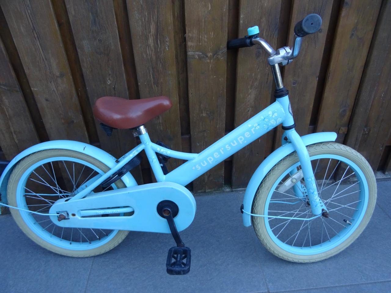 Meisjesfietsje 18 inch