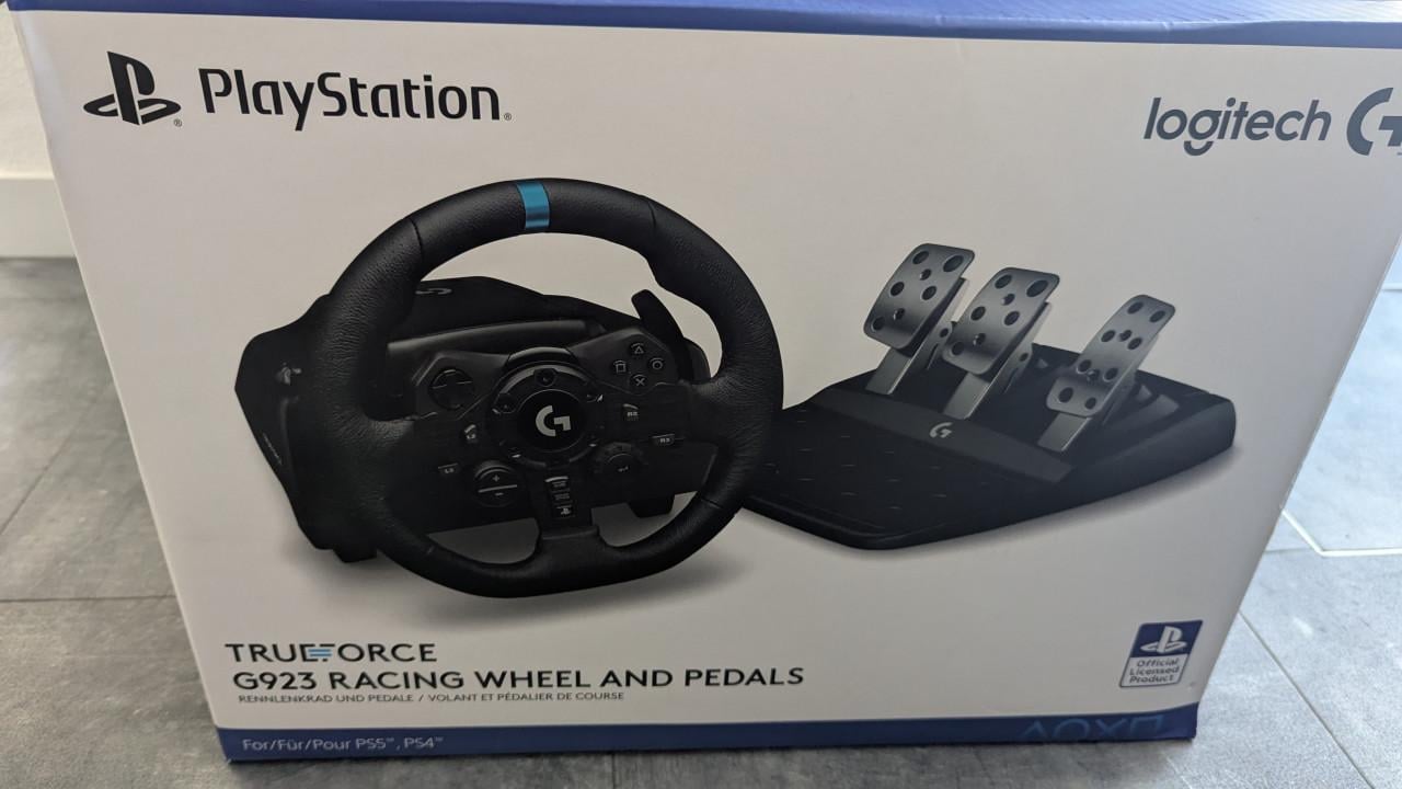 Logitech G923 TRUEFORCE racestuur met force feedback voor PC/PS5/XBOX