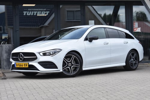 Mercedes-Benz Cla shooting brake 200 amg night | sfeerverlichting | trekhaa