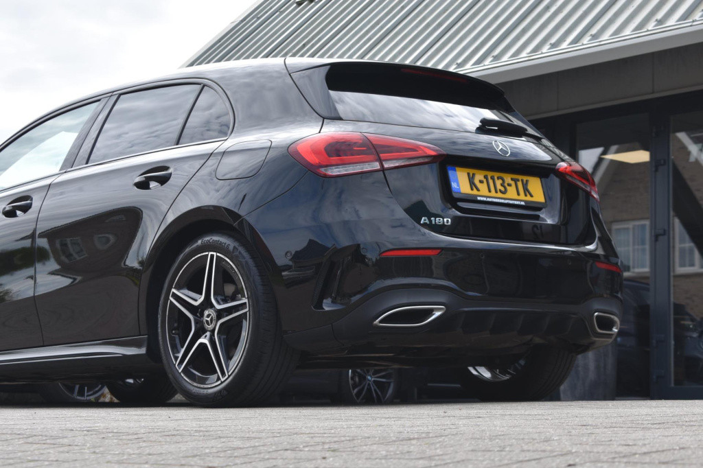 Mercedes-Benz A-Klasse 180 amg night | sfeerverlichting | camera | nap | st