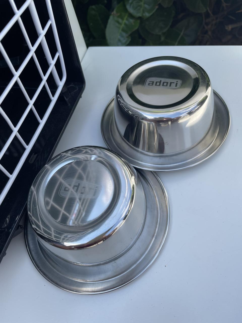NIEUWE Bench Katten/Kittens plus 2 RVS Bakjes!!
