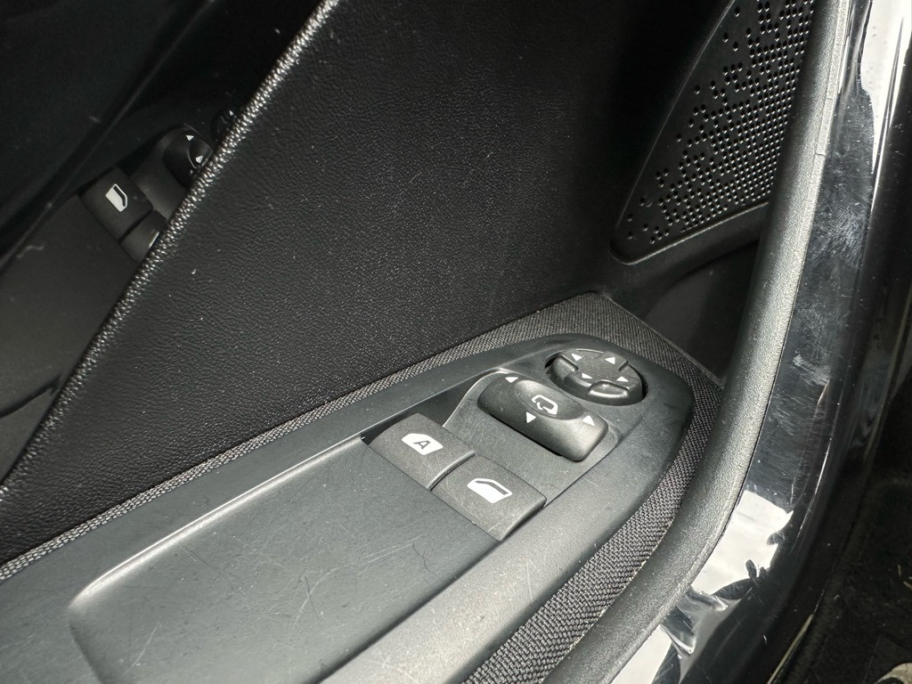 Peugeot 208 1.2 puretech allure