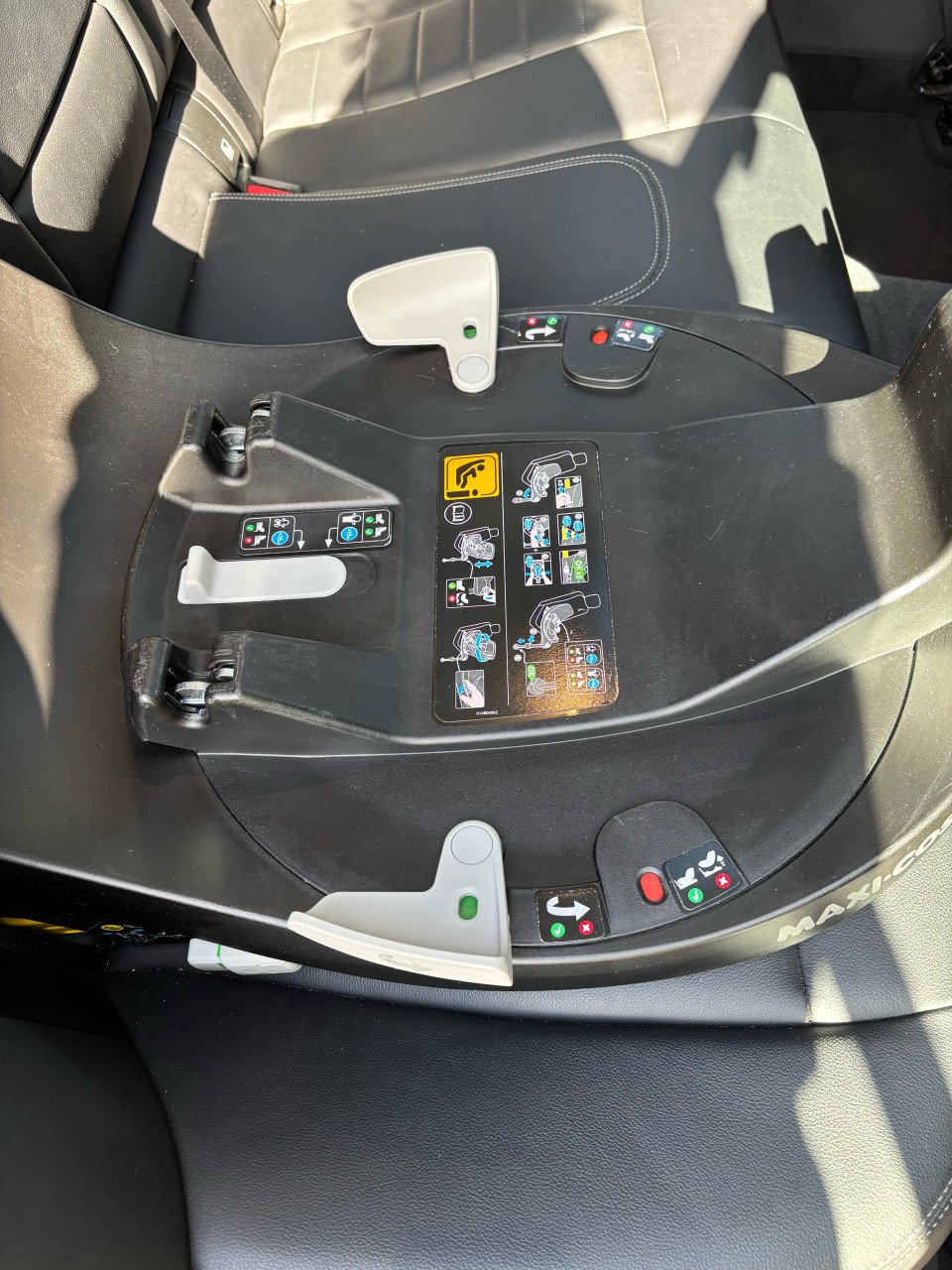 MaxiCosi Pebble 360 + FamilyFix Base 360 Isofix