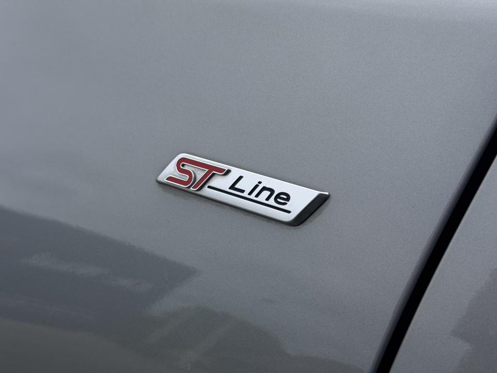 Ford Puma 1.0 ecoboost hybrid st-line | apple/ android carplay | cruise con