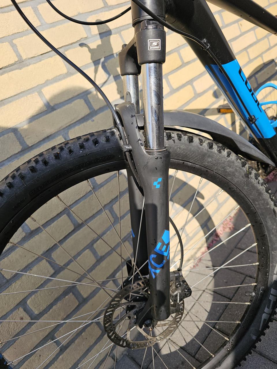 Cube mountainbike 27,5 inch ong 9 t.m 12 jaar