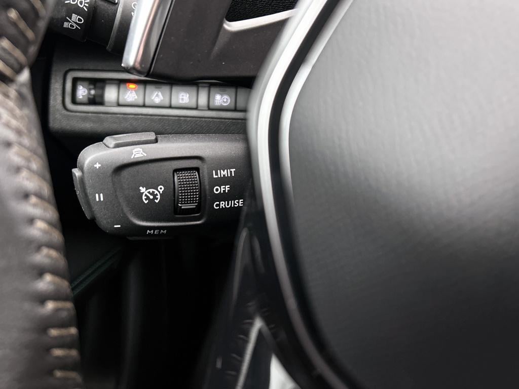 Peugeot 3008 plug-in hybrid allure | rijklaar |