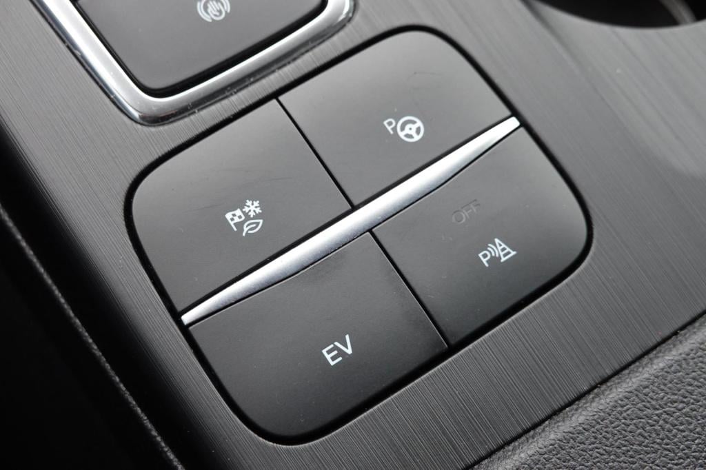 Ford Kuga 2.5 phev st-line x