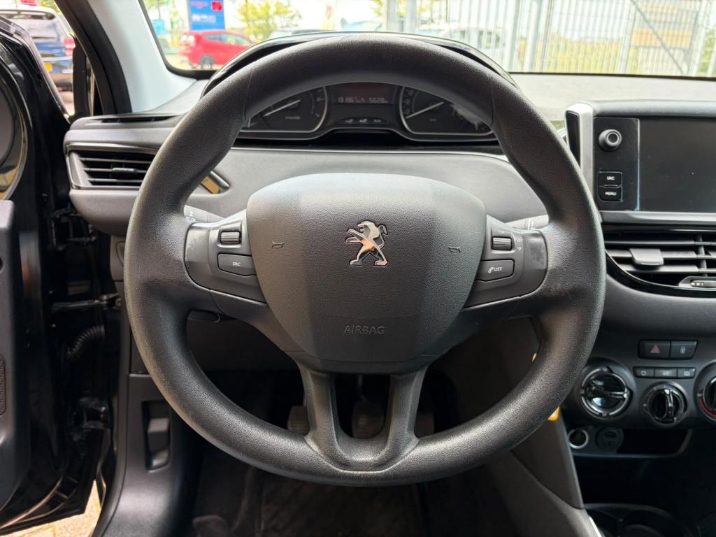 Peugeot 208 1.2 puret. blue lion