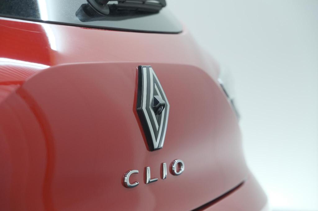 Renault Clio tce 90 gpf techno | 360 camera | adaptieve cruise control | 9.