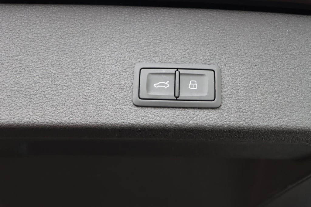 Audi Q2 30 tfsi design pro line plus