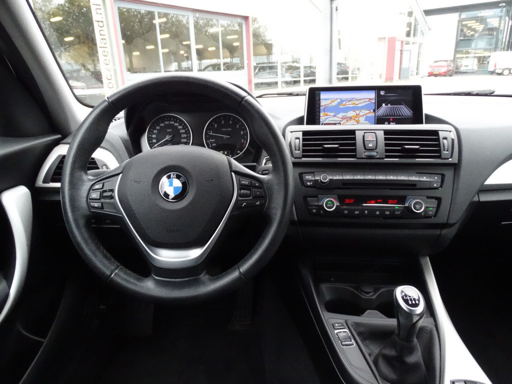 BMW 1 Serie 116i ede business | navi  bi-xenon | bluetooth