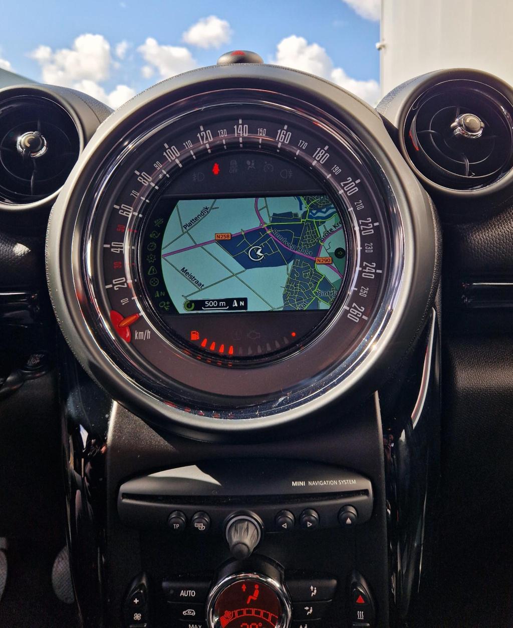 Mini Countryman mini 1.6 cooper knockout edition