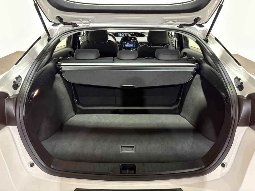 Toyota Prius 1.8 first edition | camera | bsm | pdc |