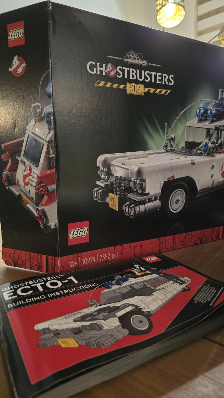 Lego Ghostbusters ECTO-1