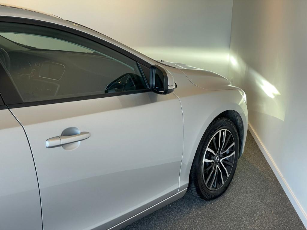 Volvo V40 2.0 t2 kinetic