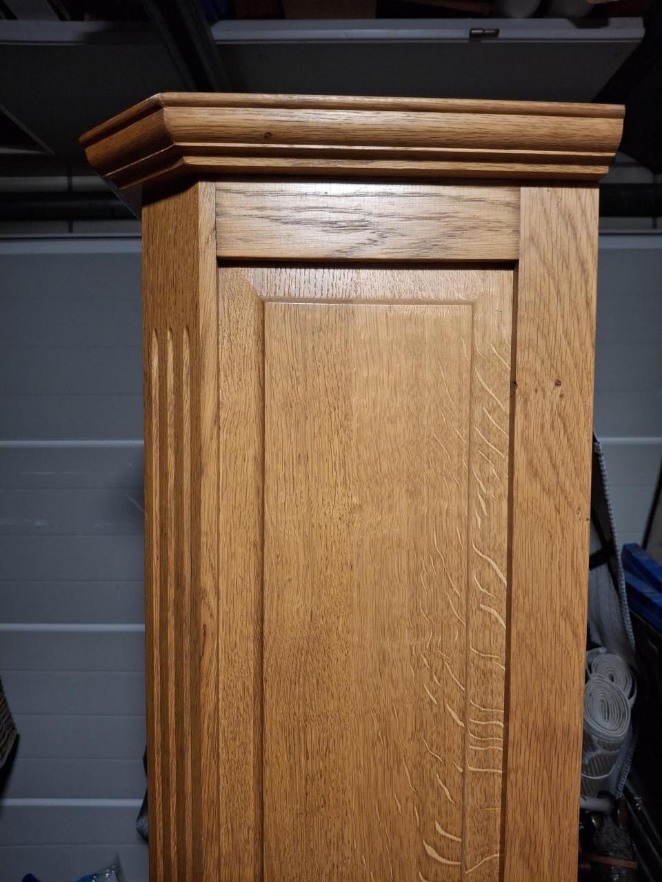 Massief eiken boekenkast