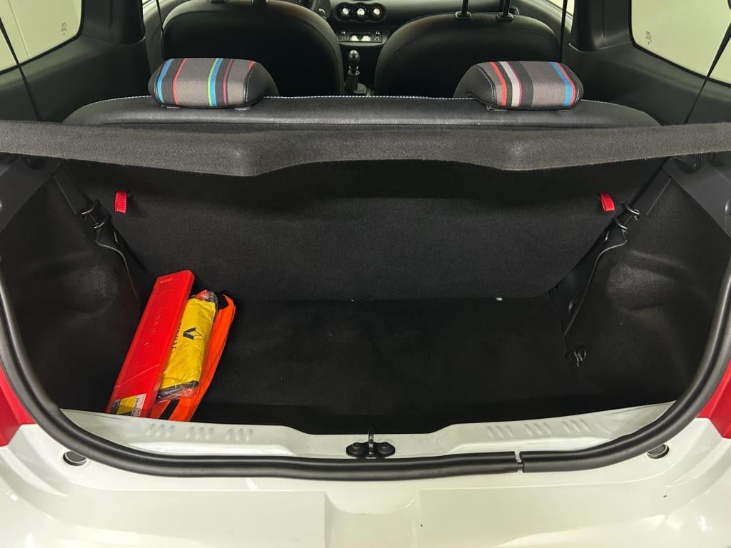 Renault Twingo occasion 1.2 16v collection | wit | tweedehands renault twin