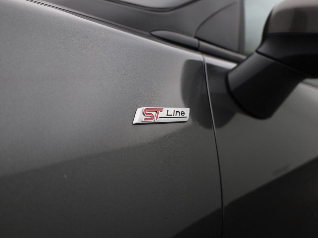 Ford Puma 1.0 ecoboost hybrid st-line x aut. | panoramadak | winterpack | c