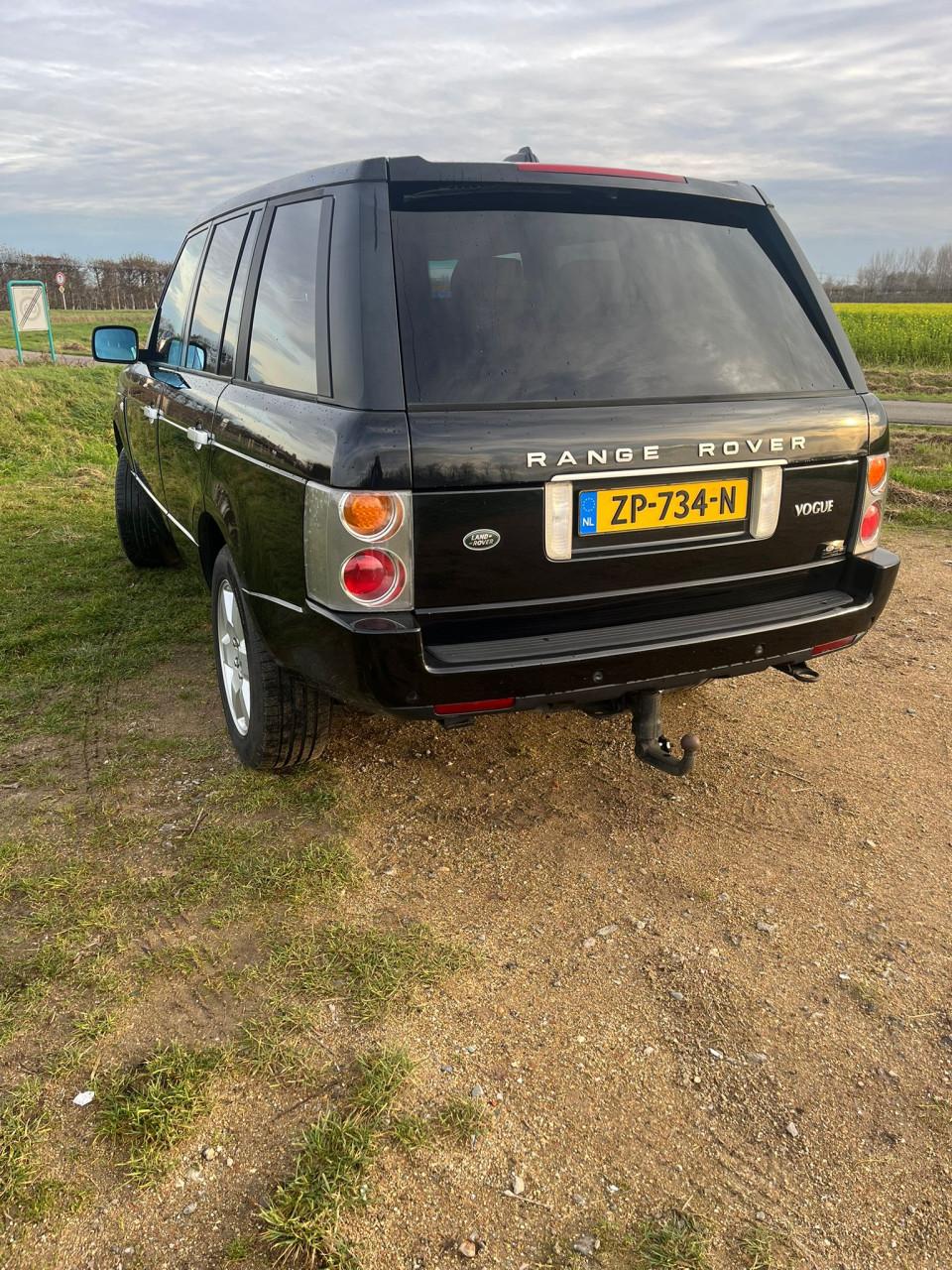 Land Rover 2004 Zwart, roestvrij!