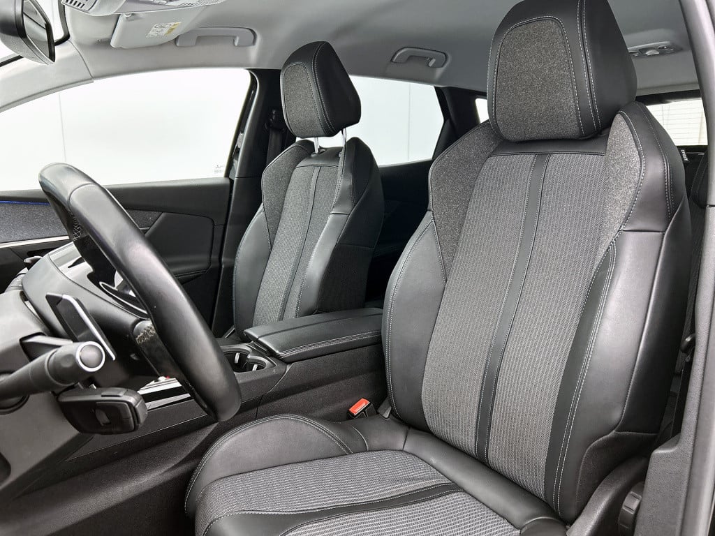 Peugeot 3008 130pk automaat allure | rijklaar | camera | icockpit | stoelve
