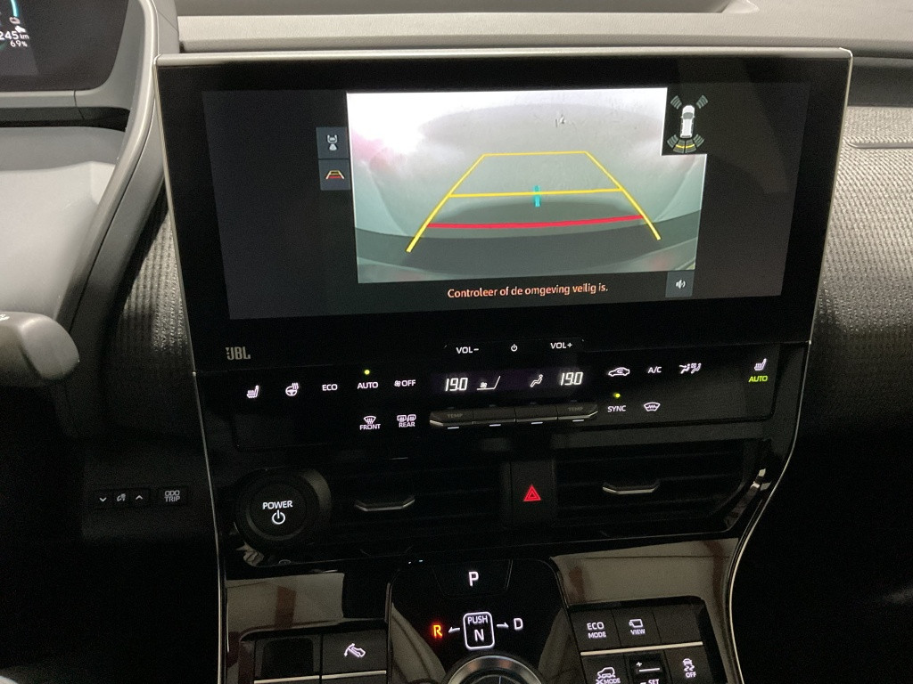 Toyota Bz4x premium 4wd 71 kwh 3 fase