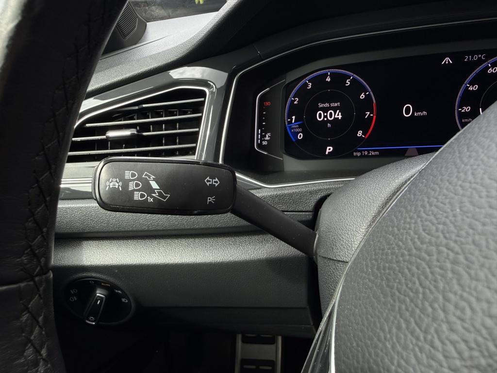Volkswagen T-roc 1.5 tsi sport