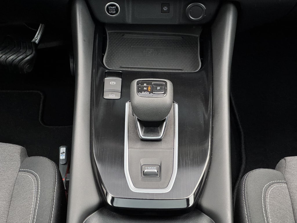 Nissan Qashqai 1.3 mhev xtronic premiere edition incl. trekhaak!