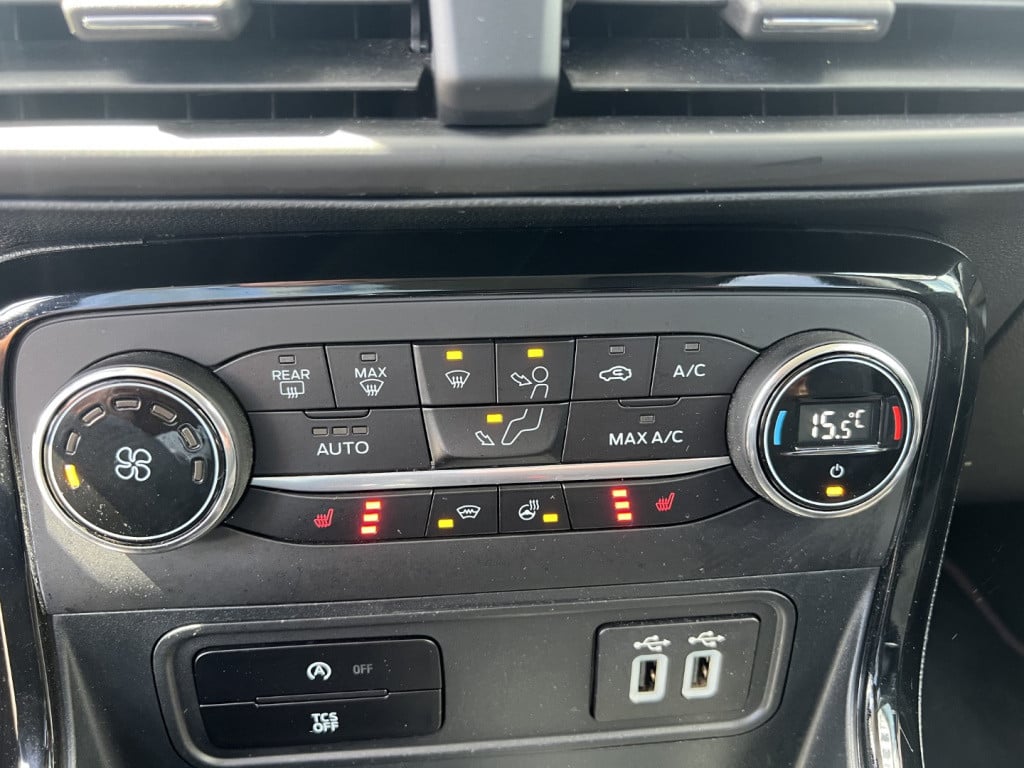 Ford Ecosport 1.0 ecoboost 125pk st-line black ,trekhaak , voorruitverwarmi