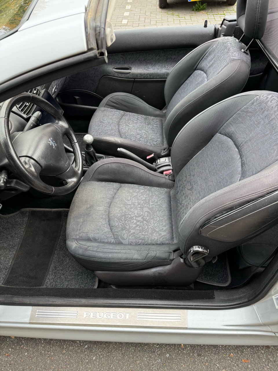 Peugeot 206 cabrio 1.6 16v