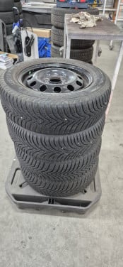 4 x108 Stalen velgen met winterbanden