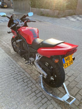 Prachtige Yamaha FZ400 Fazer