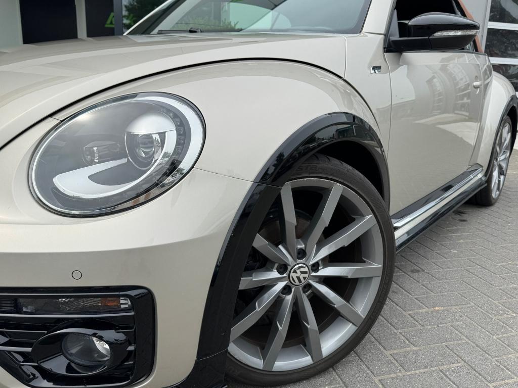 Volkswagen New Beetle cabriolet 2.0 tdi r-line * led * camera * 20 inch