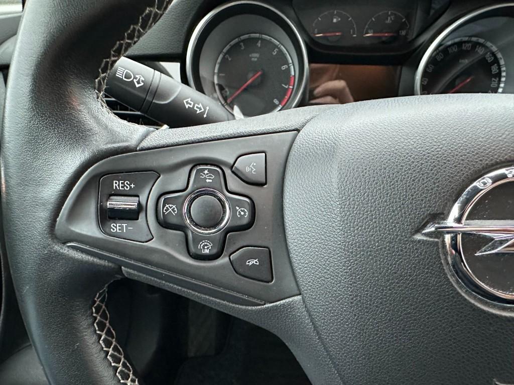 Opel Astra 1.4 innovation 18'' velgen trekhaak led dab+