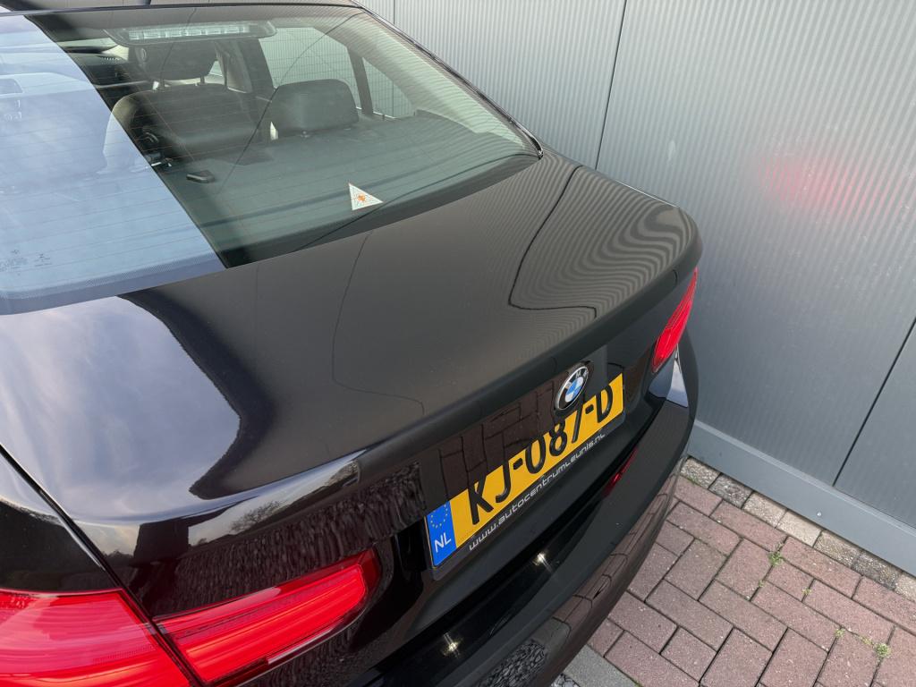 BMW 3-serie 320i 184pk sedan executive luxury