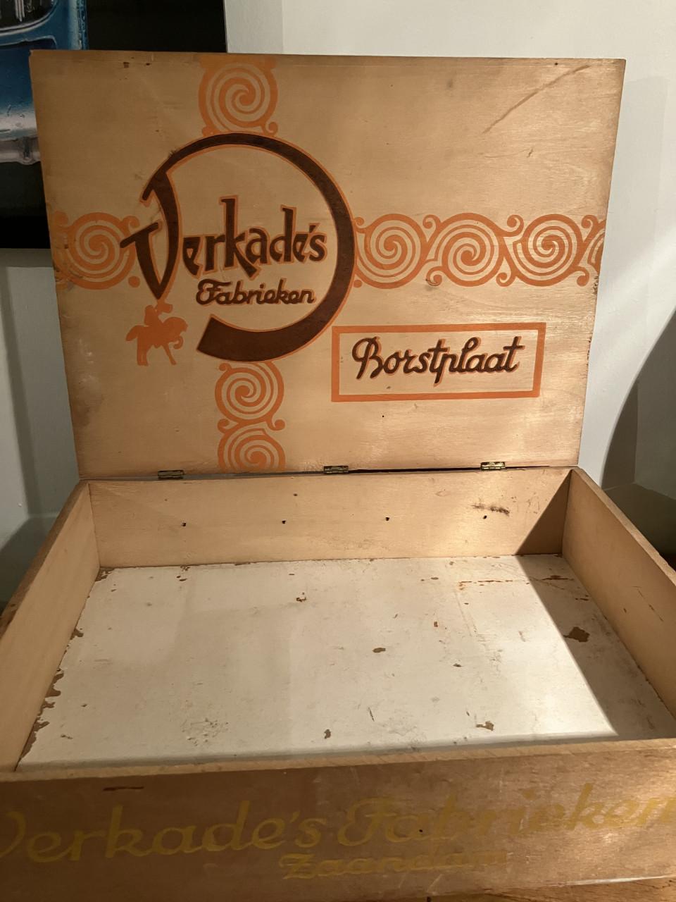 Verkade borstplaat houten kistje