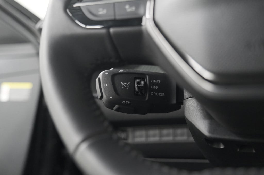 Peugeot 208 puretech 100 allure | 360 camera | adaptieve cruise control | d