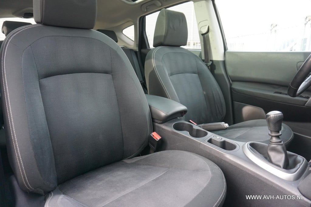 Nissan Qashqai 2.0 connect edition, lpg!!