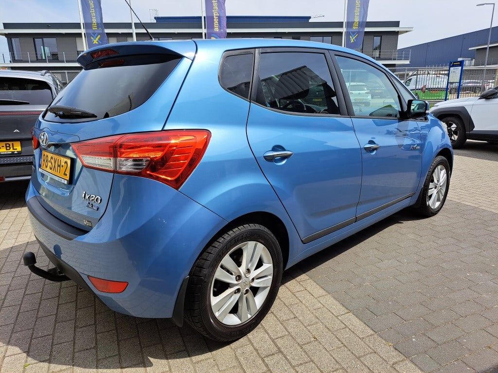 Hyundai Ix20 1.6i i-vision | trekhaak | navigatie | camera | cruise control