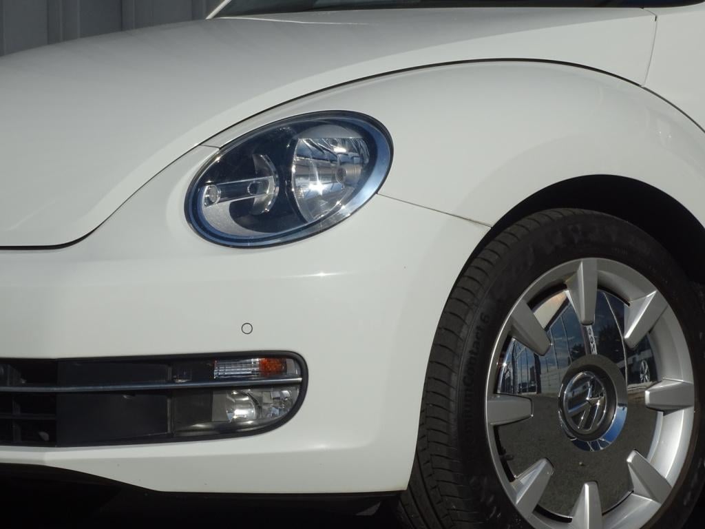 Volkswagen New Beetle cabriolet 1.2 tsi design bluemotion
