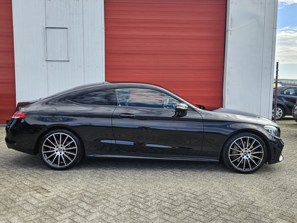 Mercedes-Benz C-Klasse coupé 300 premium plus pack | burmester | acc
